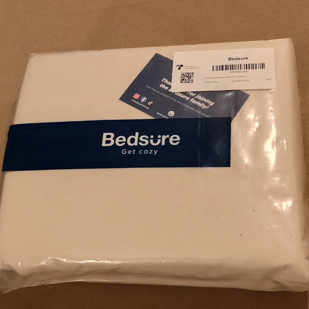 NWT! Bedsure Essentials Cream Duvet Cover Set